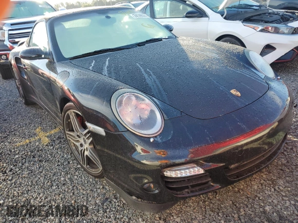 2008 Porsche 911 z VIN WP0CD29968S788944, wystawiony jako Copart lot #74148584 z przebiegiem Nie podano mil oraz Szkoda całkowita • Salvage title. Historia ofert i sprzedaży dostępna na DreamBid. Obrazek 4.