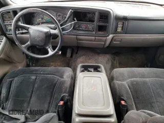 2002 Chevrolet Suburban LT with VIN 3GNEC16Z42G171896, listed as a Copart auction lot 86023694 with 288,898 mi miles and Salvage Title. Bid and sale history available at carsss.com. Image 8.