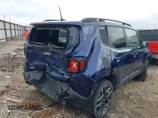 2020 Jeep Renegade Latitude with VIN ZACNJBBB0LPL70356, listed as a IAAI auction lot 41101892 with 1 mi miles. Bid and sale history available at carsss.com. Image 4.