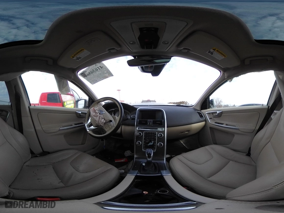 2016 Volvo XC60 T5 Drive-E Premier with VIN YV440MDK5G2796227, listed as a IAAI auction lot 41630864 with 82,251 mi miles. Bid and sale history available at carsss.com. Image 23.
