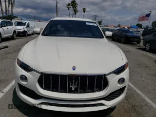 2018 Maserati Levante S with VIN ZN661YUA7JX291905, listed as a Copart auction lot 50729883 with 42,361 mi miles. Bid and sale history available at carsss.com. Image 5.