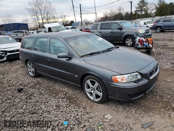 2005 Volvo V70 с VIN YV1SJ527952485130, выставлен на аукционе Copart как лот 88164205 с пробегом 191 368 миль миль и Чистый • Clean title. История ставок и продаж доступна на DreamBid. Изображение 4.