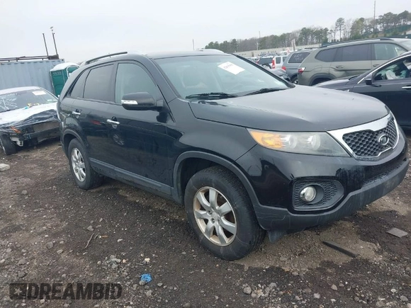 2011 Kia Sorento LX with VIN 5XYKT4A18BG186432, listed as a IAAI auction lot 42065088 with 202,122 mi miles. Bid and sale history available at carsss.com. Image 1.