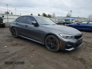 2022 BMW 3 Series 330i xDrive z VIN 3MW5R7J01N8C77673, wystawiony jako Copart lot #43196945 z przebiegiem 39 517 mil mil oraz Szkoda całkowita • Salvage title. Historia ofert i sprzedaży dostępna na DreamBid. Obrazek 4.