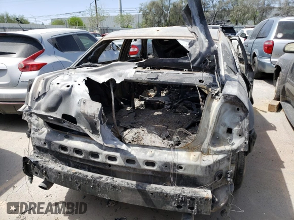 2005 Chrysler 300 with VIN 2C3AA63H85H171477, listed as a Copart auction lot 75964474 with 0 mi miles and Salvage Title. Bid and sale history available at carsss.com. Image 6.