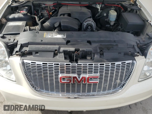 2008 GMC Yukon XL SLE w/3SA with VIN 1GKFC16048R265594, listed as a Copart auction lot 87994475 with 279,216 mi miles and Salvage Title. Bid and sale history available at carsss.com. Image 12.