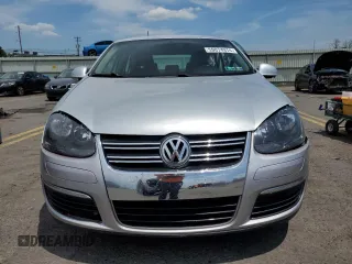 2010 Volkswagen Jetta Limited Edition with VIN 3VWRX7AJ6AM146644, listed as a Copart auction lot 84243994 with Not provided miles and Salvage title. Bid and sale history available at DreamBid. Image 5.