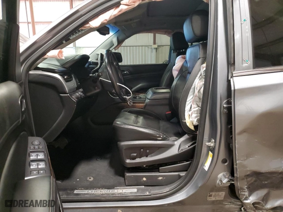 2020 Chevrolet Tahoe LT with VIN 1GNSKBKCXLR103455, listed as a Copart auction lot 49425695 with 140,216 mi miles and Salvage Title. Bid and sale history available at carsss.com. Image 7.