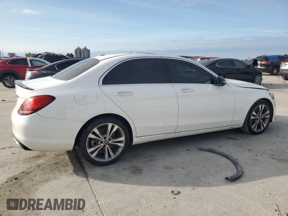 2019 Mercedes-Benz C 300 with VIN 55SWF8DB9KU289367, listed as a Copart auction lot 56539955 with 72,235 mi miles and Salvage title. Bid and sale history available at DreamBid. Image 3.