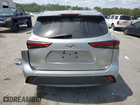 2022 Toyota Highlander XLE z VIN 5TDGZRBH3NS254141, wystawiony jako Copart lot #55397545 z przebiegiem 12 352 mil mil oraz Szkoda całkowita • Salvage title. Historia ofert i sprzedaży dostępna na DreamBid. Obrazek 6.