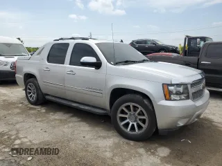 2011 Chevrolet Avalanche LTZ z VIN 3GNTKGE37BG309179, wystawiony jako Copart lot #56670745 z przebiegiem 177 255 mil mil oraz Szkoda całkowita • Salvage title. Historia ofert i sprzedaży dostępna na DreamBid. Obrazek 4.