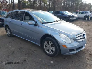 2007 Mercedes-Benz R-Class 3.5L with VIN 4JGCB65E87A055682, listed as a IAAI auction lot 41239875 with 138,854 mi miles. Bid and sale history available at carsss.com. Image 1.