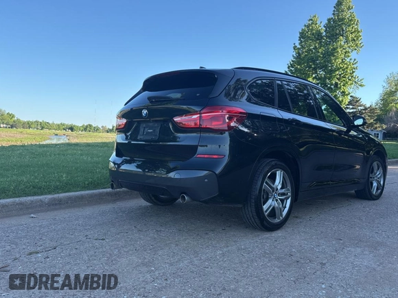 2018 BMW X1 xDrive28i with VIN WBXHT3C33J5K24081, listed as a Copart auction lot 55887425 with 178,946 mi miles and Clean Title. Bid and sale history available at carsss.com. Image 4.