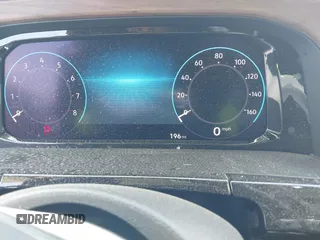 2025 Volkswagen Atlas SE z VIN 1V2WR2CA4SC509329, wystawiony jako IAAI lot #42122879 z przebiegiem Nie podano mil oraz . Historia ofert i sprzedaży dostępna na DreamBid. Obrazek 7.
