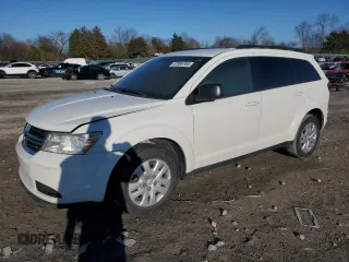 2015 Dodge Journey SE z VIN 3C4PDCAB4FT573340, wystawiony jako Copart lot #47956765 z przebiegiem 147 438 mil mil oraz Szkoda całkowita • Salvage title. Historia ofert i sprzedaży dostępna na DreamBid. Obrazek 1.