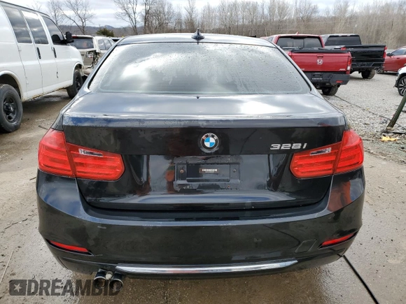 2013 BMW 3 Series 328i с VIN WBA3C1C54DK103737, выставлен на аукционе Copart как лот 47820025 с пробегом 134 896 миль миль и На запчасти • Non repairable. История ставок и продаж доступна на DreamBid. Изображение 6.