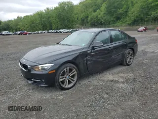 2013 BMW 3 Series 328i xDrive z VIN WBA3B3C57DJ811727, wystawiony jako Copart lot #57875915 z przebiegiem 94 680 mil mil oraz Szkoda całkowita • Salvage title. Historia ofert i sprzedaży dostępna na DreamBid. Obrazek 1.