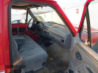 1994 Ford F-150 with VIN 1FTDF15Y0RLB45961, listed as a IAAI auction lot 41783519 with 230,365 mi miles. Bid and sale history available at carsss.com. Image 5.