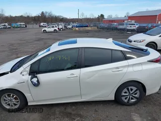 2018 Toyota Prius Two with VIN JTDKARFU1J3547525, listed as a IAAI auction lot 41739561 with 148,300 mi miles. Bid and sale history available at carsss.com. Image 14.