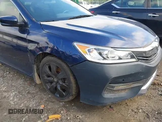 2016 Honda Accord Sport z VIN 1HGCR2F53GA185880, wystawiony jako IAAI lot #42605304 z przebiegiem 100 752 mil mil oraz . Historia ofert i sprzedaży dostępna na DreamBid. Obrazek 6.