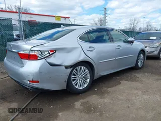 2013 Lexus ES 250 с VIN JTHBK1GG2D2074928, выставлен на аукционе IAAI как лот 41879132 с пробегом 108 932 миль миль и . История ставок и продаж доступна на DreamBid. Изображение 6.