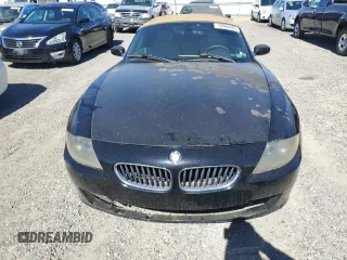 2006 BMW Z4 3.0i with VIN 4USBU335X6LW68038, listed as a Copart auction lot 70966403 with 130,833 mi miles and Clean Title. Bid and sale history available at carsss.com. Image 5.