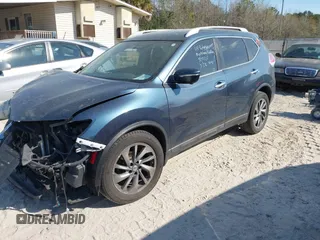 2014 Nissan Rogue SV with VIN 5N1AT2MT4EC778685, listed as a IAAI auction lot 41897568 with 135,922 mi miles and . Bid and sale history available at carsss.com. Image 2.