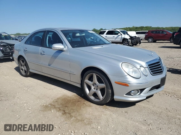 2009 Mercedes-Benz E Luxury 3.5L with VIN WDBUF87X19B402739, listed as a Copart auction lot 55672495 with 210,468 mi miles and Clean Title. Bid and sale history available at carsss.com. Image 4.