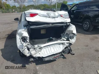 2014 Lexus ES 350 with VIN JTHBK1GG2E2092248, listed as a IAAI auction lot 41589999 with 170,808 mi miles. Bid and sale history available at carsss.com. Image 18.