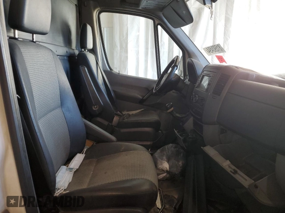 2007 Freightliner Sprinter with VIN WDYPE845375168608, listed as a Copart auction lot 81593494 with Not Provided miles and Salvage Title. Bid and sale history available at DreamBid. Image 10.