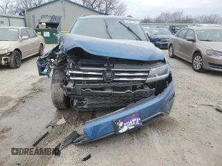 2020 Volkswagen Tiguan S with VIN 3VV0B7AX6LM066232, listed as a Copart auction lot 44961755 with 39,770 mi miles and Salvage title. Bid and sale history available at DreamBid. Image 5.