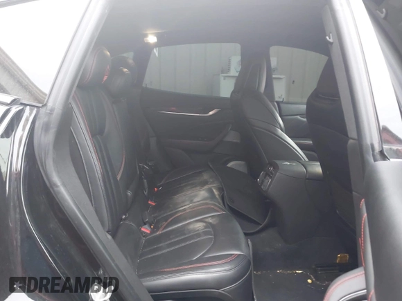 2019 Maserati Levante S z VIN ZN661YUS0KX335883, wystawiony jako IAAI lot #41575823 z przebiegiem 71 080 mil mil oraz . Historia ofert i sprzedaży dostępna na DreamBid. Obrazek 8.
