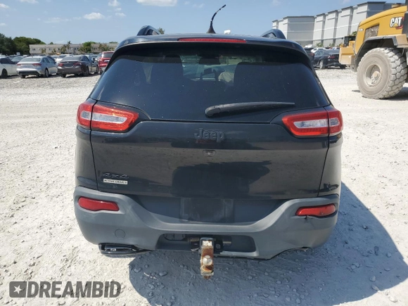 2016 Jeep Cherokee Latitude z VIN 1C4PJMCS4GW182129, wystawiony jako Copart lot #54051535 z przebiegiem 130 252 mil mil oraz Szkoda całkowita • Salvage title. Historia ofert i sprzedaży dostępna na DreamBid. Obrazek 6.