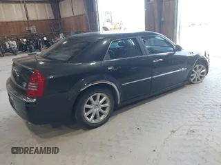 2006 Chrysler 300 C with VIN 2C3KA63H06H421414, listed as a IAAI auction lot 42144274 with 118,692 mi miles. Bid and sale history available at carsss.com. Image 4.