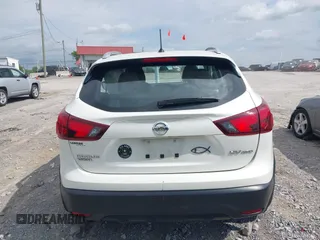2017 Nissan Rogue SV with VIN JN1BJ1CR3HW100711, listed as a IAAI auction lot 42157090 with 106,067 mi miles and . Bid and sale history available at DreamBid. Image 16.