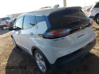 2023 Chevrolet Bolt EV 1LT z VIN 1G1FW6S0XP4112907, wystawiony jako IAAI lot #42250871 z przebiegiem 25 219 mil mil oraz . Historia ofert i sprzedaży dostępna na DreamBid. Obrazek 3.
