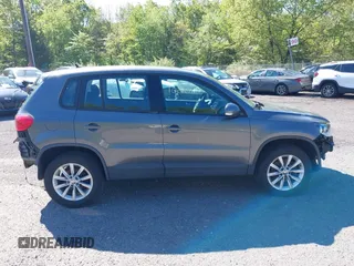 2017 Volkswagen Tiguan S with VIN WVGBV7AX9HK049420, listed as a IAAI auction lot 41838301 with 118,490 mi miles and . Bid and sale history available at DreamBid. Image 13.