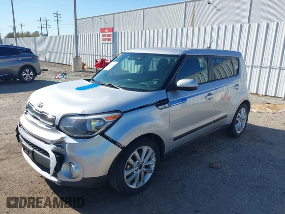 2019 Kia Soul + with VIN KNDJP3A56K7639781, listed as a IAAI auction lot 41846340 with 103,212 mi miles. Bid and sale history available at carsss.com. Image 2.