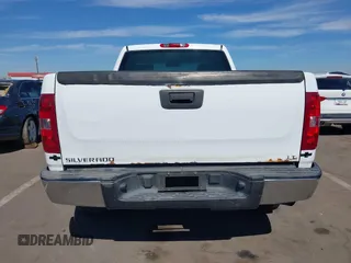 2009 Chevrolet Silverado 1500 Work Truck with VIN 1GCEC14019Z276063, listed as a IAAI auction lot 41654795 with 190,331 mi miles. Bid and sale history available at carsss.com. Image 16.