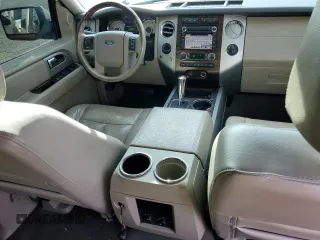 2008 Ford Expedition Max Limited с VIN 1FMFK19528LA22001, выставлен на аукционе Copart как лот 46836345 с пробегом 215 389 миль миль и Чистый • Clean title. История ставок и продаж доступна на DreamBid. Изображение 8.