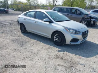 2018 Hyundai Accent SEL z VIN 3KPC24A35JE013682, wystawiony jako IAAI lot #42209559 z przebiegiem 82 602 mil mil oraz . Historia ofert i sprzedaży dostępna na DreamBid. Obrazek 1.