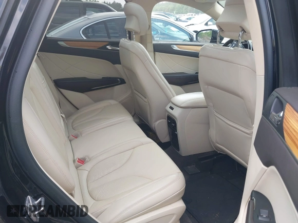 2016 Lincoln MKC Select with VIN 5LMCJ2D97GUJ26611, listed as a IAAI auction lot 42462595 with Not provided miles and . Bid and sale history available at DreamBid. Image 8.