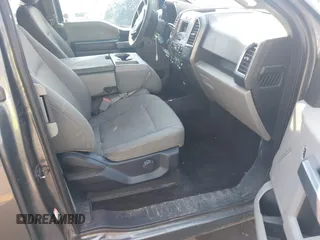 2016 Ford F-150 XLT with VIN 1FTEX1E80GKD98282, listed as a IAAI auction lot 40317900 with 159,605 mi miles. Bid and sale history available at carsss.com. Image 5.