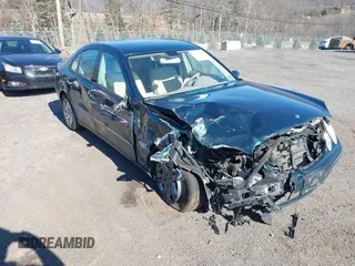 2006 Mercedes-Benz E 350 with VIN WDBUF87J26X187883, listed as a IAAI auction lot 41832453 with 194,619 mi miles and . Bid and sale history available at carsss.com. Image 1.