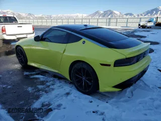 2024 Nissan Z Performance с VIN JN1BZ4BH1RM361092, выставлен на аукционе Copart как лот 43066615 с пробегом 4 335 миль миль и Списание • Salvage title. История ставок и продаж доступна на DreamBid. Изображение 2.