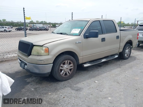 2008 Ford F-150 XL with VIN 1FTRW12WX8FA78405, listed as a IAAI auction lot 41902791 with 218,590 mi miles. Bid and sale history available at carsss.com. Image 17.