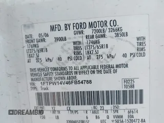 2006 Ford F-150 XLT with VIN 1FTPW14V46FB54788, listed as a IAAI auction lot 42171757 with 189,005 mi miles and . Bid and sale history available at carsss.com. Image 9.