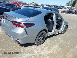 2021 Toyota Camry SE Nightshade with VIN 4T1G11AK3MU609515, listed as a IAAI auction lot 41764036 with 68,739 mi miles and . Bid and sale history available at carsss.com. Image 4.