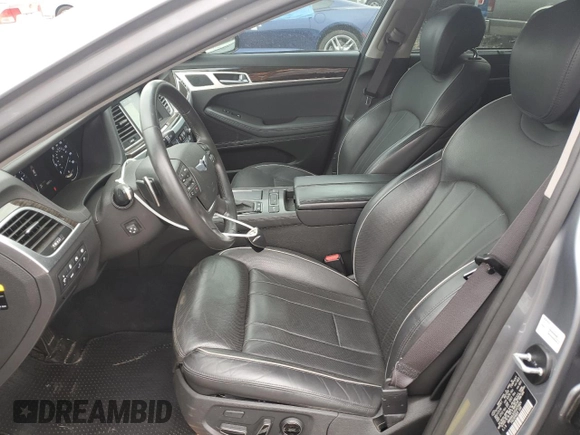 2015 Hyundai Genesis 3.8L z VIN KMHGN4JE0FU070824, wystawiony jako Copart lot #53561795 z przebiegiem 49 967 mil mil oraz Szkoda całkowita • Salvage title. Historia ofert i sprzedaży dostępna na DreamBid. Obrazek 7.