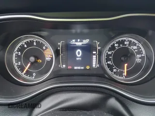 2019 Jeep Cherokee Latitude Plus with VIN 1C4PJMLB2KD113945, listed as a IAAI auction lot 41477510 with 38,143 mi miles and . Bid and sale history available at DreamBid. Image 7.